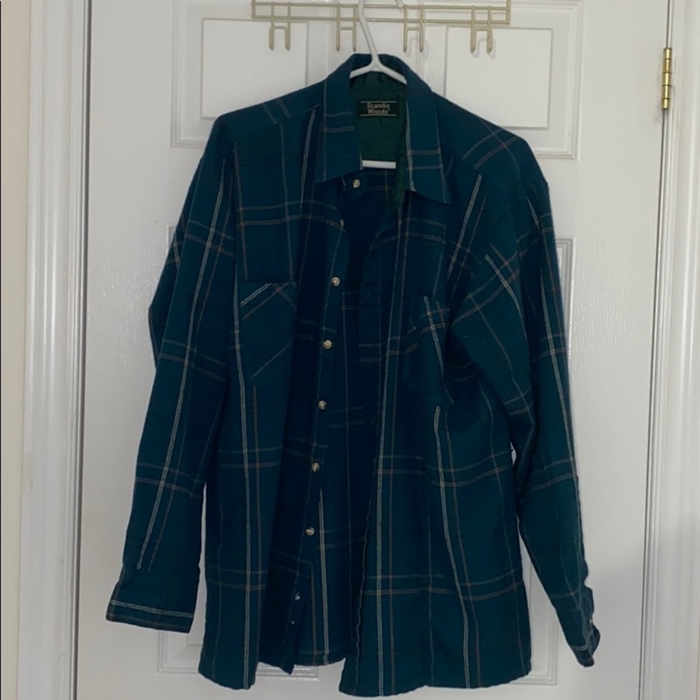 GREEN BUTTON-UP FLANNEL